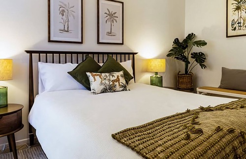 Sapphire Beach Apartment | Casa Tropicana, two bedroom apartment in Aqua Luna Resort with incredible ocean views.
