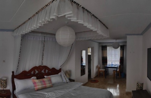 Hospital Bed & Breakfast | Casa Tulia Nakuru