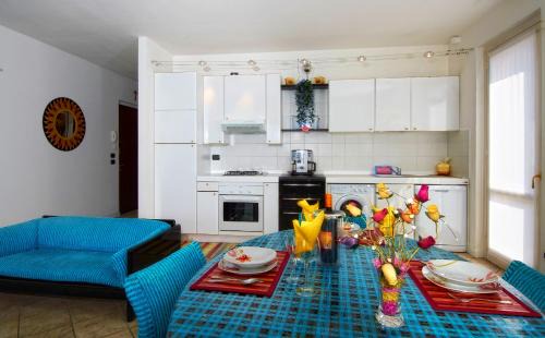 Vercana Apartment | Casa Turchese con fantastica vista