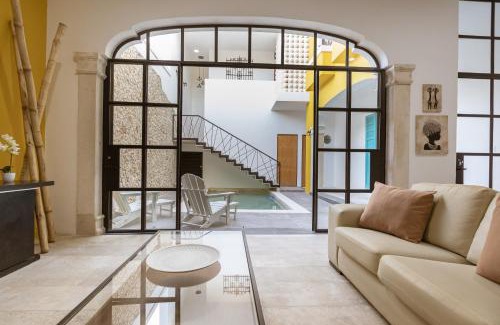 Centro House | Casa Ubicada en el corazon de Merida, AC y piscina!