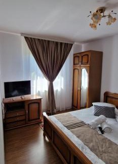 Vatra Moldovitei Cabin | Casa Ursuleasa