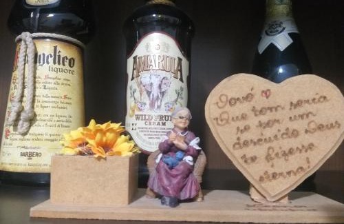 Aparecida House | casa vó doca, preço único pela casa inteira,cabem até 10 pessoas ao lado da basilica aparecida