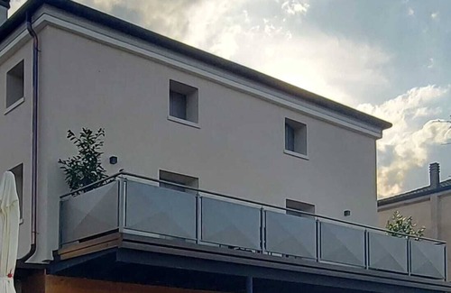 Crocetta del Montello Apartment | CASA VACANZE IL RE DELLA CANTINA-ELEGANT 2BEDROOMS ACCOMODATION IN PROSECCO AREA