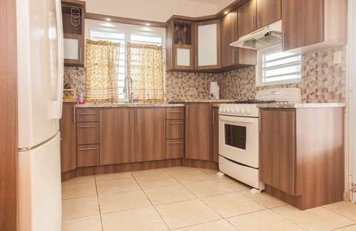 Isabela House | Casa vacacional en Arenales Isabela