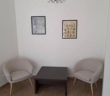 Costa Volpino Apartment | Casa Vacanza "Aurora"