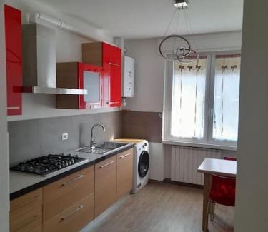 Costa Volpino Apartment | Casa Vacanza "Aurora"