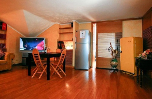 Quartiere XXVIII Monte Sacro Alto Apartment | Casa Vacanza Diana