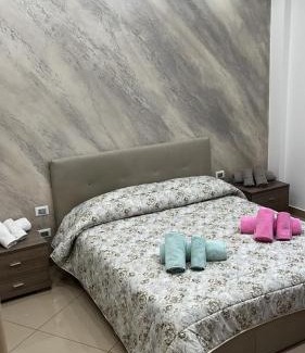 Leonforte Apartment | Casa vacanza Helios