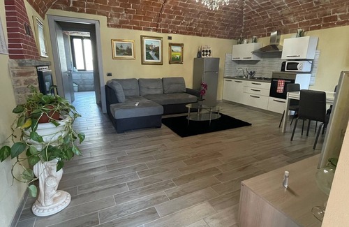 Casale Monferrato House | Casa Vacanza