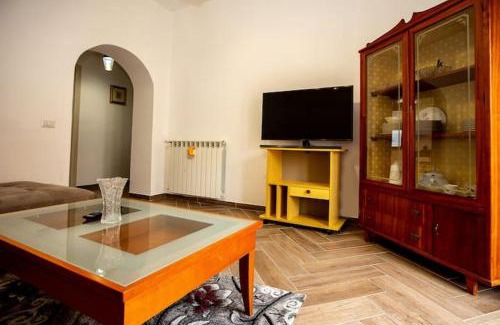 Sant'Angelo di Brolo Apartment | Casa vacanza Oana