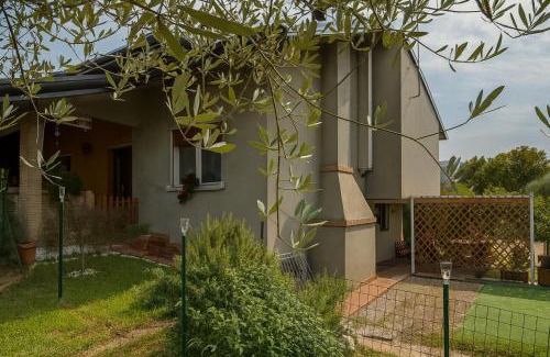 Salzano House | Casa Vacanza L'oasi