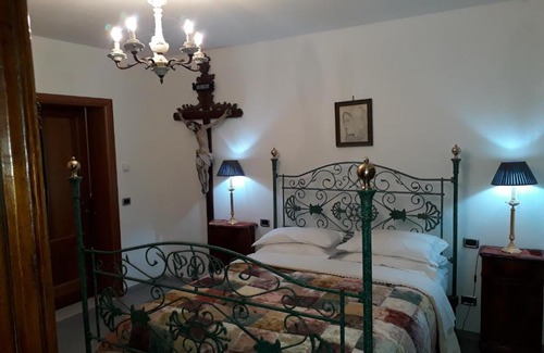 Tocco da Casauria House | Casa Vacanza Poesia d'Abruzzo - CR 06804dueAFFzerozerozerodue Tocco da Casauria