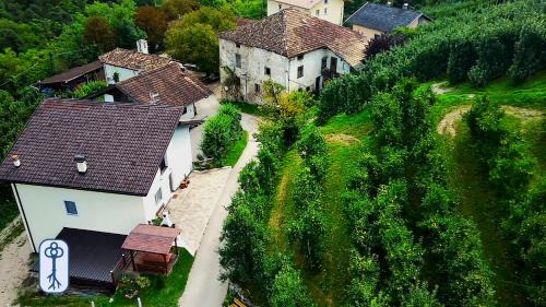 Campodenno House | Casa Vacanze Antico Eremo, tra natura e tradizione