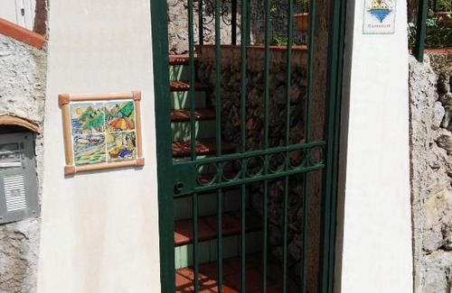 Erchie House | Casa Vacanze Bouganvillea
