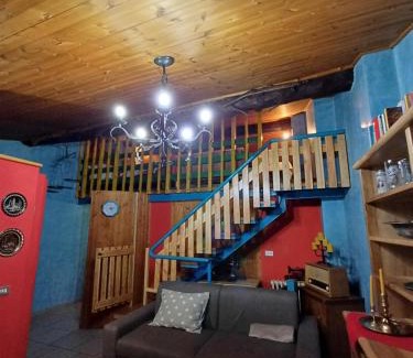 Berzo Demo Apartment | CASA VACANZE CA' MORESCHI