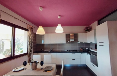 La Caletta House | casa vacanze con giardino e zona barbecue,3 camere letto,1 km dal mare