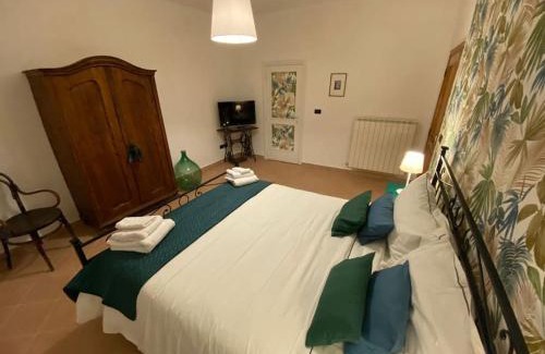 Casenove House | Casa Vacanze Fonte del Menotre