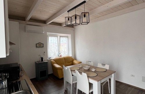 Carbonia Apartment | Casa Vacanze Iris - Three Bedroom Apartment, Sleeps 6