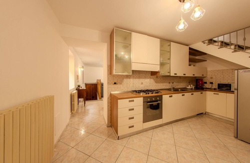Nusco House | Casa Vacanze La Piazzetta