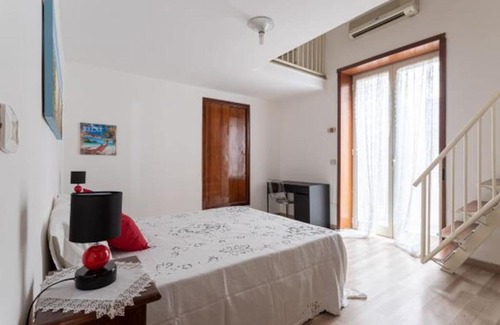 Naples City Centre House | Casa Vacanze Operazione San Gennaro
