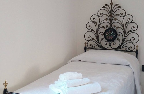 Orgosolo Apartment | Casa Vacanze Zarinu - Three Bedroom Apartment, Sleeps 8