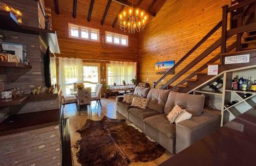 Praia Grande Ski Chalet | Casa Vale das Laranjeiras