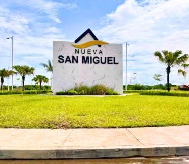San Miguel House | Casa Valentina 3BR with Pool & Volcano View