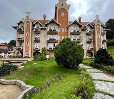 Campos do Jordao Apartment | Casa Van Gogh