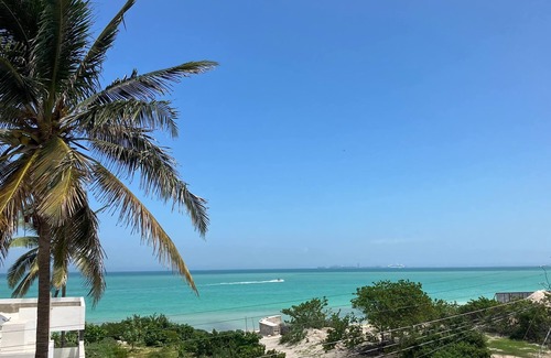 Chelem House | Casa Vaquero Summary:
