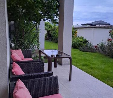 Pantelimon Villa | Casa verde 1