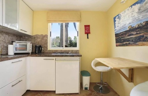 Teguise Resort | CASA VERDE Apartment 3 Private terrace with sunset seat.