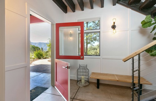 Ojai House | Casa Verde Estate | Stunning Mountain Views | 2 acres 3300 sq feet| Walk to Town