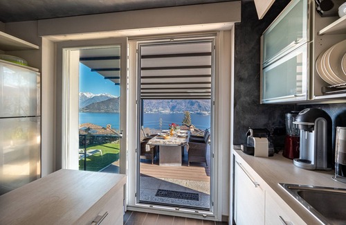 Pianello del Lario House | Casa Verde holiday home with panoramic lake view