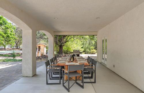 Temecula House | Casa Verde Wine Country Estate w Pickleball Casita