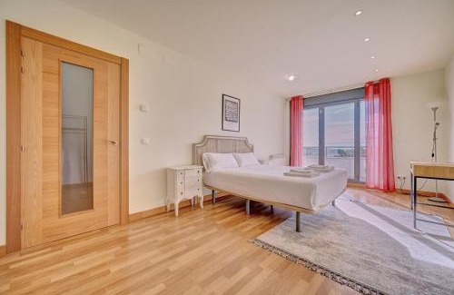 Viana Apartment | Casa Viana by Clabao