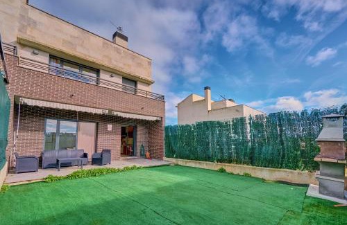 Viana Apartment | Casa Viana by Clabao