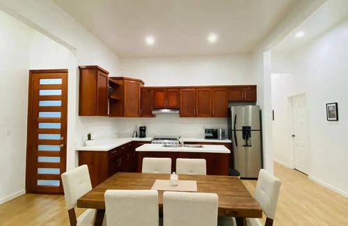 Flores House | Casa Victoria 1