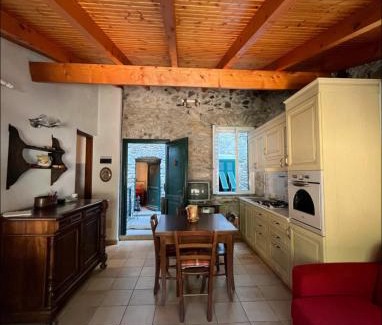 Rocchetta Nervina House | Casa Victoria - Full equipped stone house
