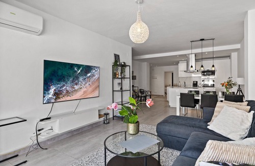 Nueva Andalucia Apartment | Casa Vida - Stylish 3-bed near Puerto Banus!