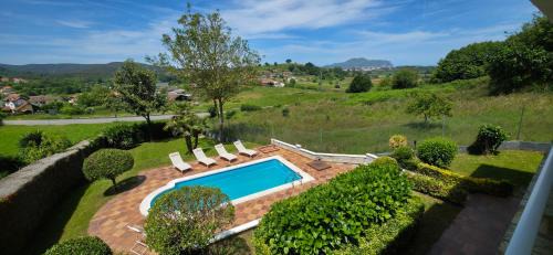 Carasa Villa | Casa Viero - Villa Con Jardin & Piscina