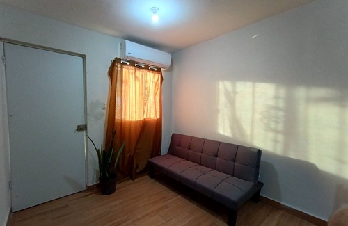 Los Mochis House | Casa Villa cómoda casa en Los Mochis, descansa con tranquilidad, y cerca de todo