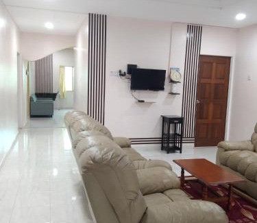 Sekinchan House | Casa Villa Homestay Sekinchan