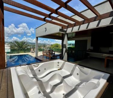 Capitolio House | Casa Vista Lago com SPA