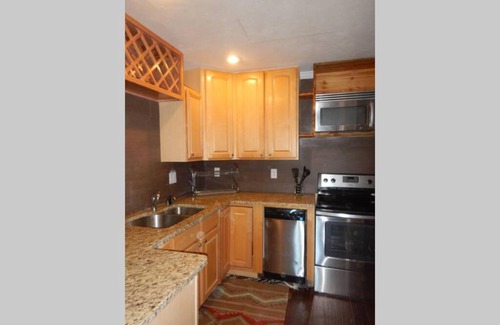 Granby House | Casa Vista