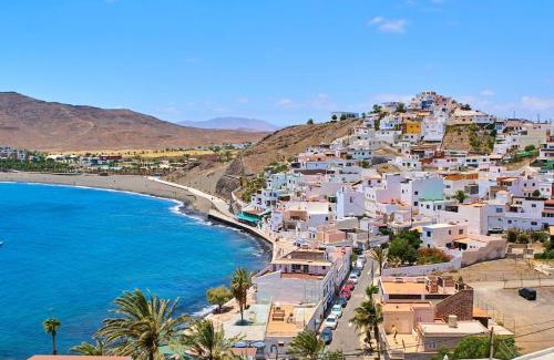 Las Playitas Apartment | Casa Vistamar comfy 4bd few steps to the ocean