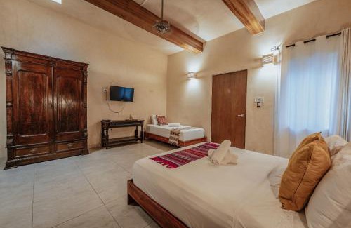 Centro House | CASA YAXCHE luxury house in downtown Mérida
