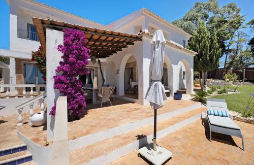 Sargacal Villa | Casa Zimbreira