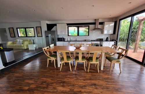 Buzanada House | Casa ZOE, Luxury villa with sea view