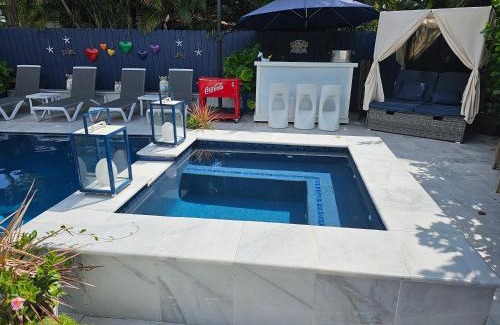 Fort Lauderdale Apartment | Casa806 Men Only Guest House