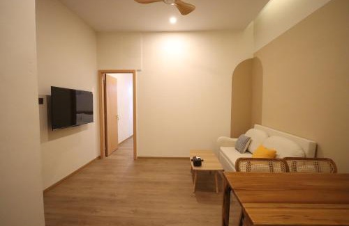 Lubuk Baja House | Casabella Homestay 103 Batam Penuin